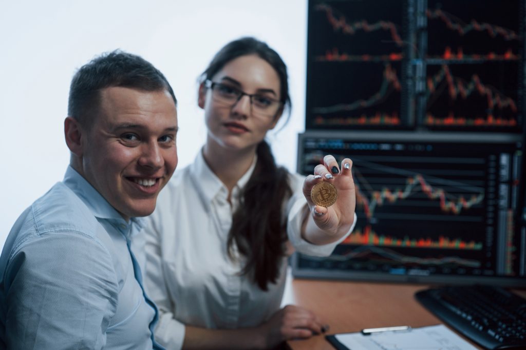 21X Launches Primary Market with USMO Tokenized Note