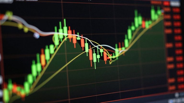 Trading chart with MACD indicator